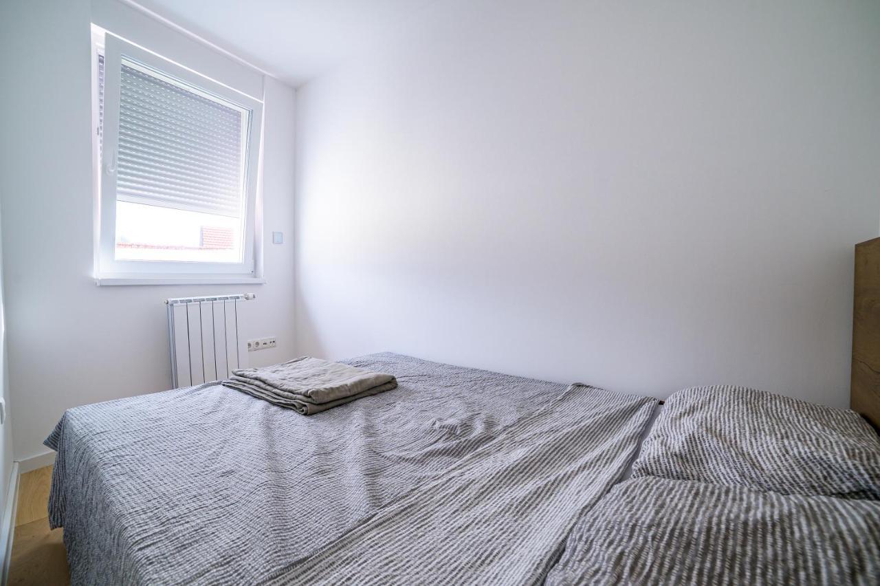 טוזלה Sun Square Apartments מראה חיצוני תמונה