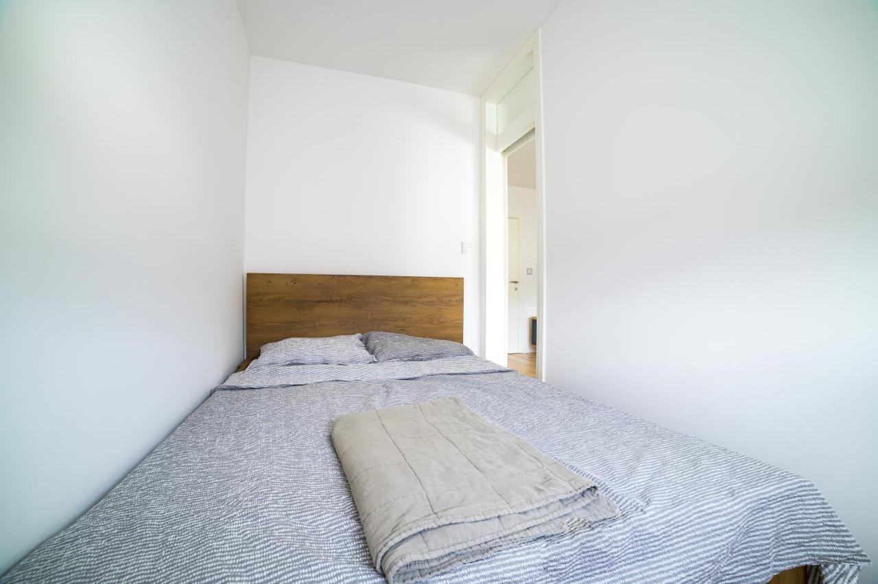 טוזלה Sun Square Apartments מראה חיצוני תמונה