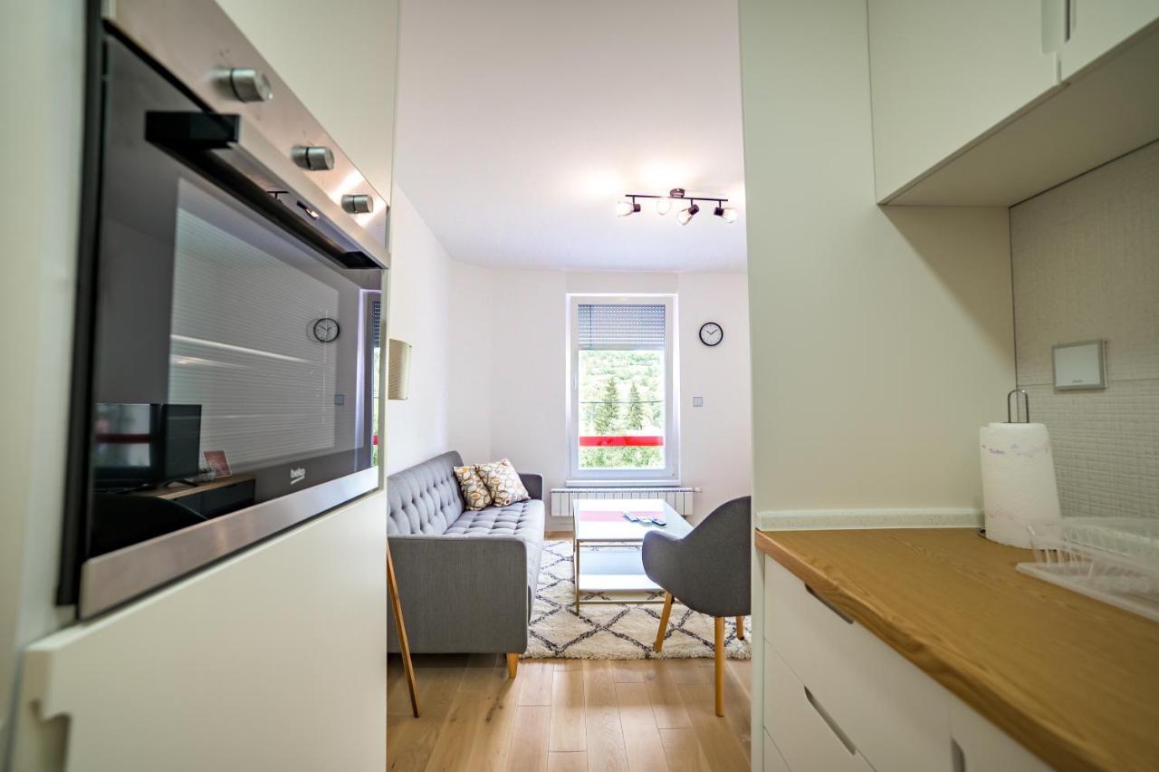טוזלה Sun Square Apartments מראה חיצוני תמונה