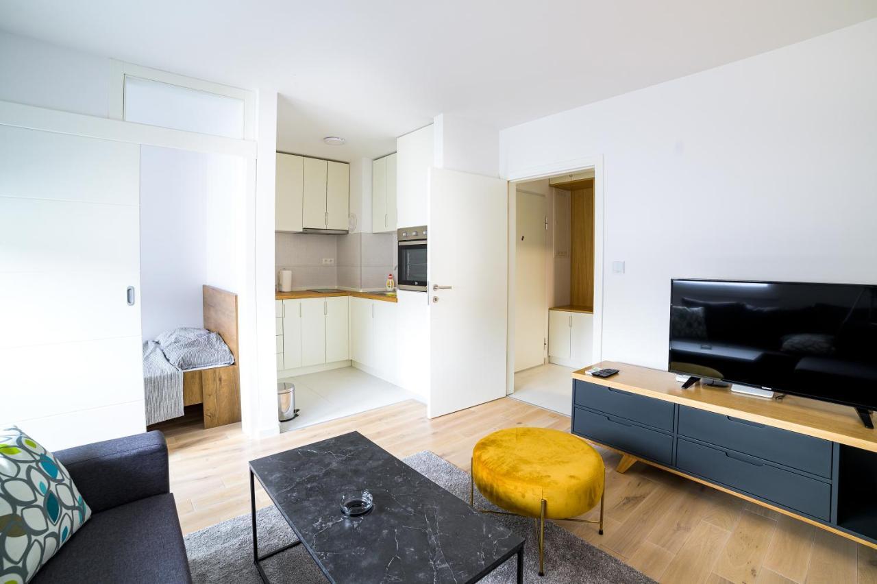 טוזלה Sun Square Apartments מראה חיצוני תמונה