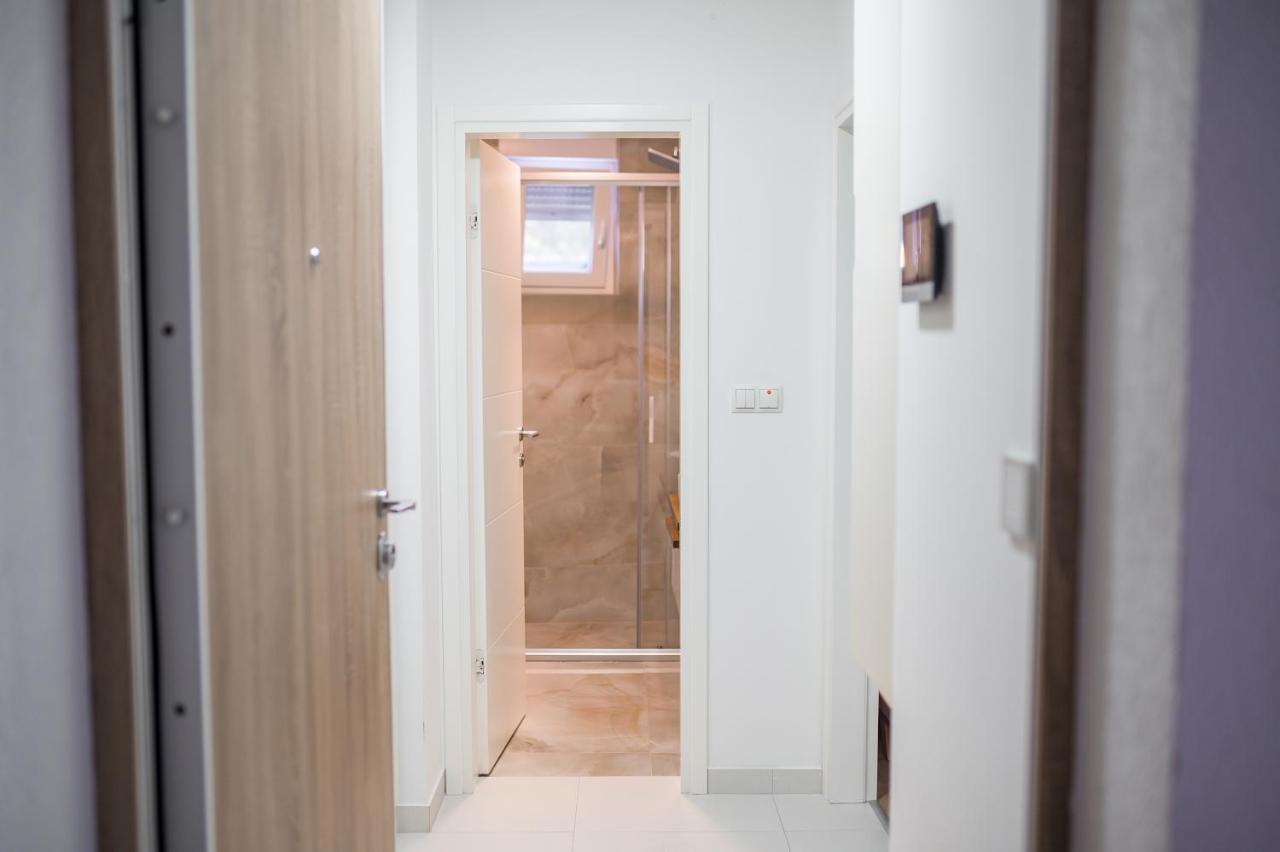 טוזלה Sun Square Apartments מראה חיצוני תמונה