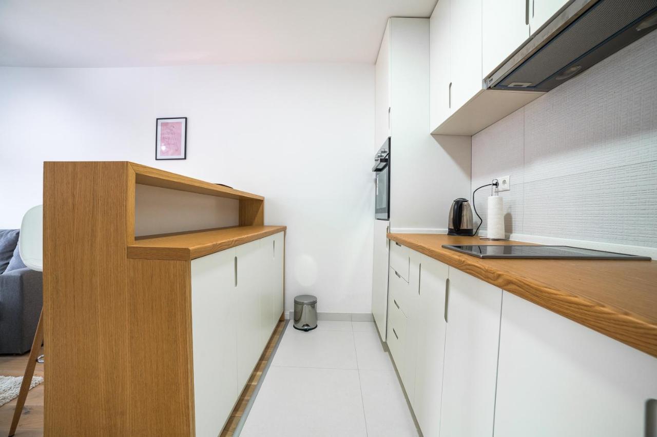 טוזלה Sun Square Apartments מראה חיצוני תמונה